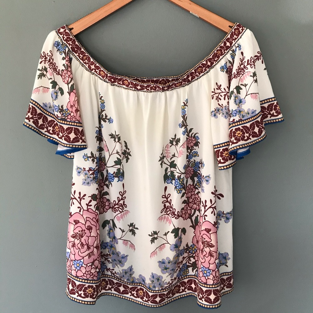 EUC Francescas OTS Printed Blouse